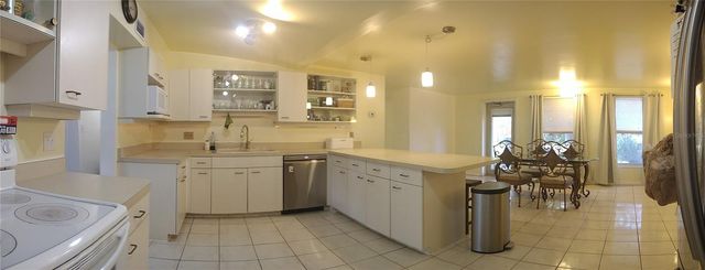 312 W CORNELIUS CIRCLE, Sarasota, FL 34232