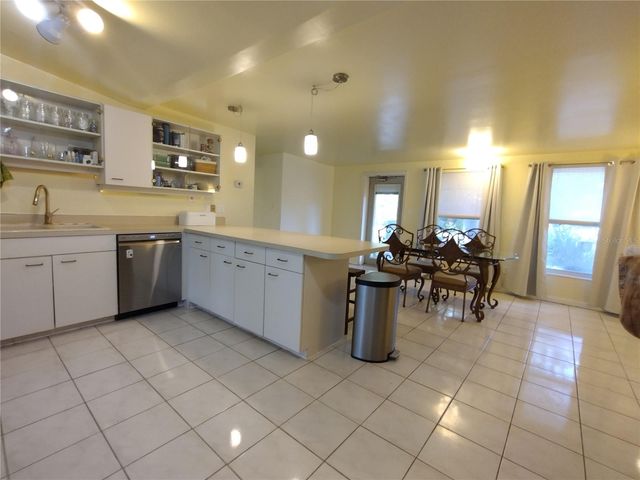 312 W CORNELIUS CIRCLE, Sarasota, FL 34232