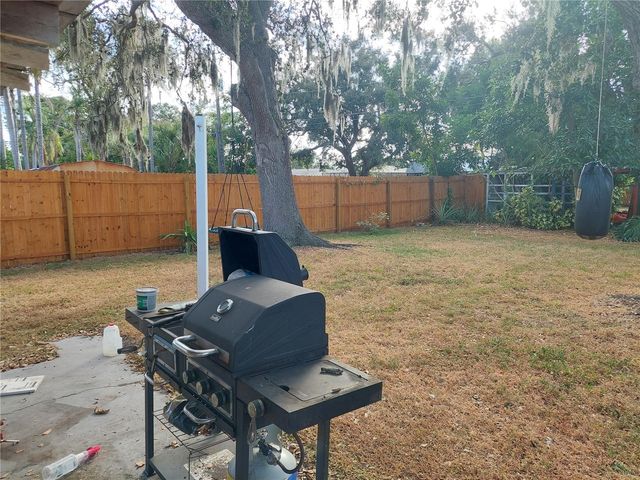 312 W CORNELIUS CIRCLE, Sarasota, FL 34232