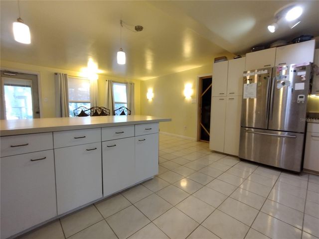 312 W CORNELIUS CIRCLE, Sarasota, FL 34232