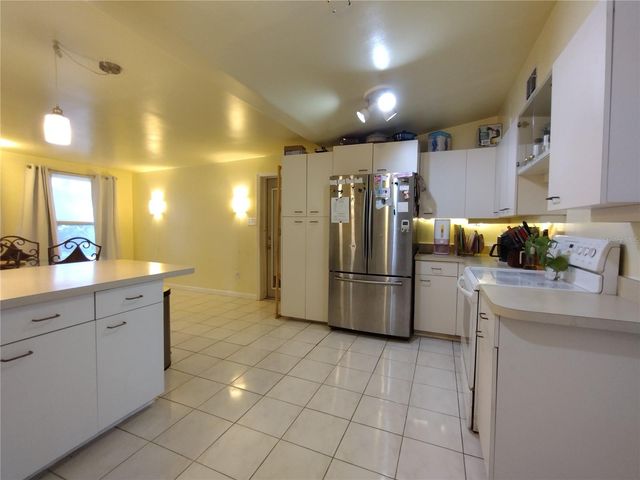 312 W CORNELIUS CIRCLE, Sarasota, FL 34232