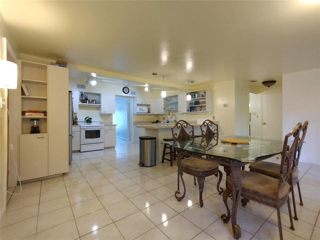 312 W CORNELIUS CIRCLE, Sarasota, FL 34232