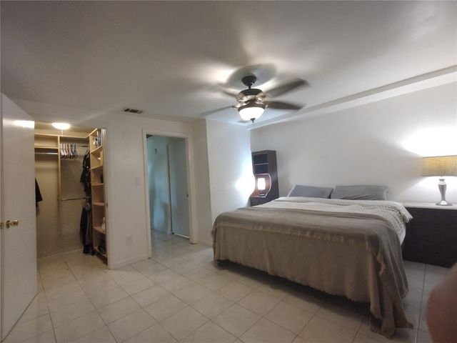 312 W CORNELIUS CIRCLE, Sarasota, FL 34232