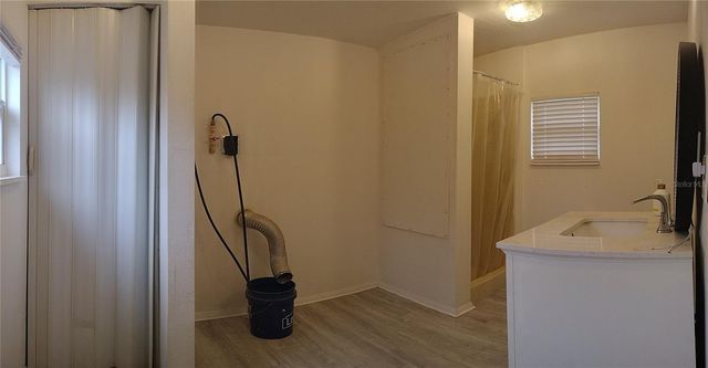 312 W CORNELIUS CIRCLE, Sarasota, FL 34232