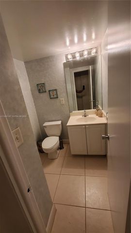19390 Collins Avenue 1124, Sunny Isles Beach, FL 33160