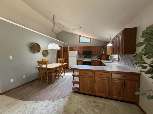 8917 Longview Drive, Canadian Lakes, MI 49346