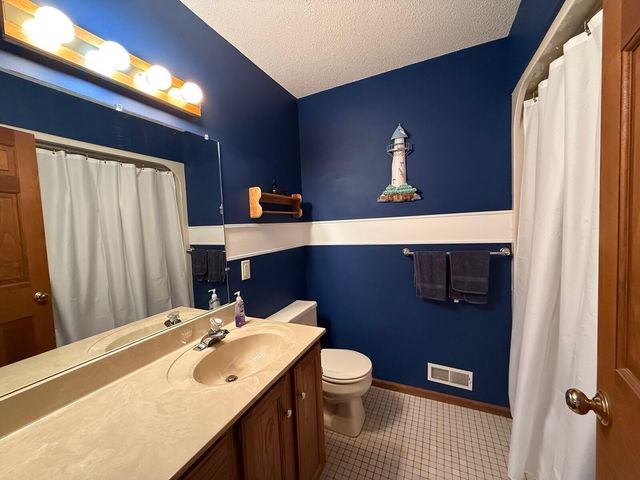 8917 Longview Drive, Canadian Lakes, MI 49346