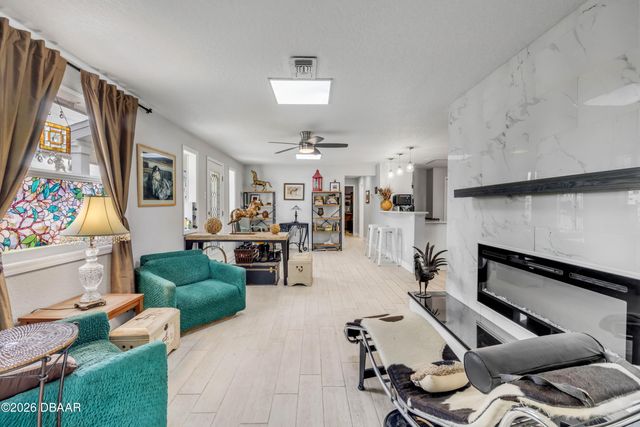 113 E Pine Bluff Street, Edgewater, FL 32132