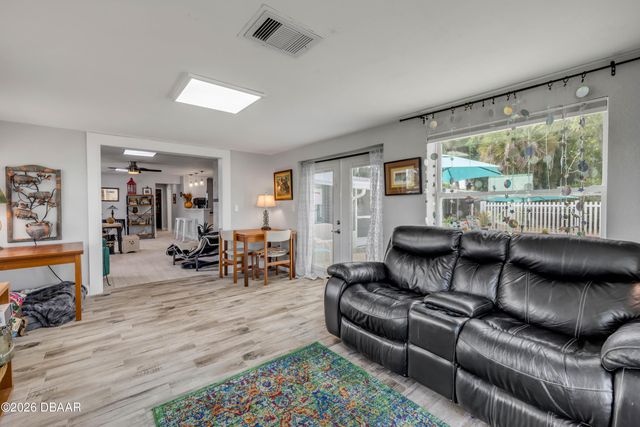 113 E Pine Bluff Street, Edgewater, FL 32132