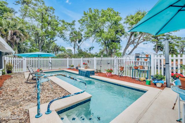 113 E Pine Bluff Street, Edgewater, FL 32132