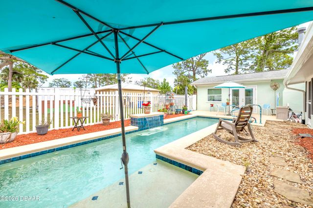 113 E Pine Bluff Street, Edgewater, FL 32132