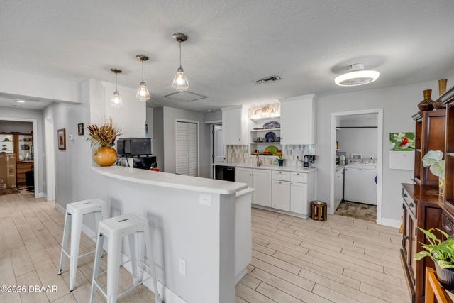 113 E Pine Bluff Street, Edgewater, FL 32132