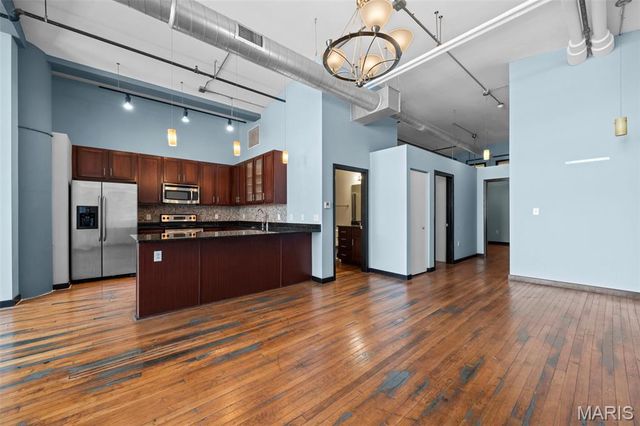 1520 Washington Avenue R601, St Louis, MO 63103