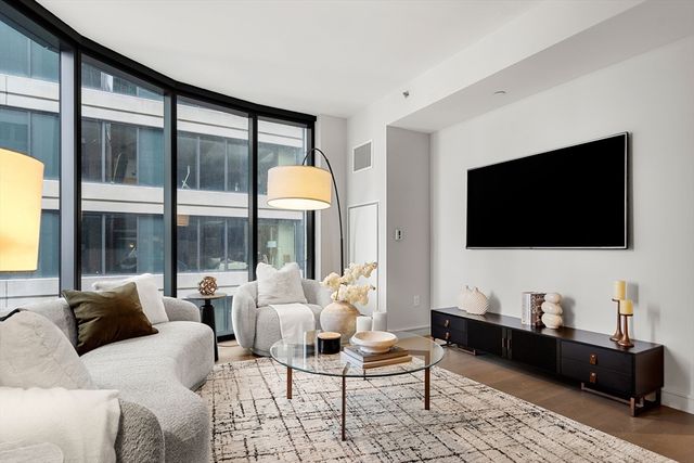 55 Lagrange St 1901, Boston, MA 02116