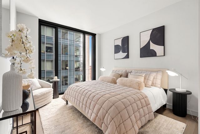 55 Lagrange St 1901, Boston, MA 02116