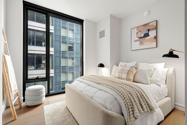 55 Lagrange St 1901, Boston, MA 02116