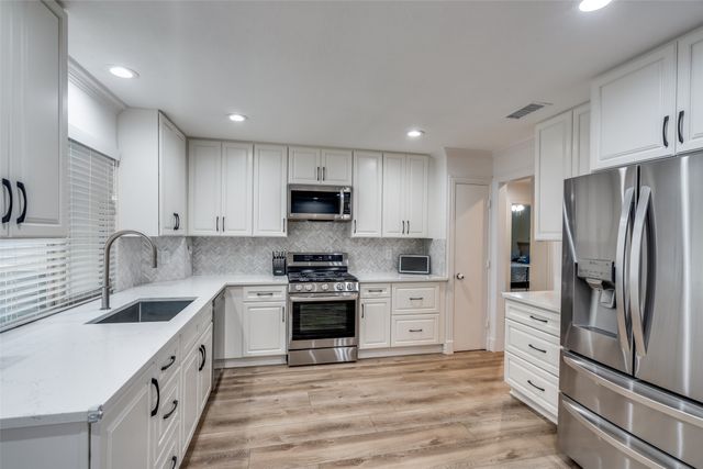 2318 Bush Circle, Carrollton, TX 75007