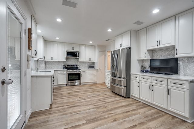 2318 Bush Circle, Carrollton, TX 75007