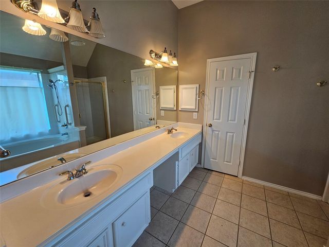 4434 Grove Park Drive, League City, TX 77573