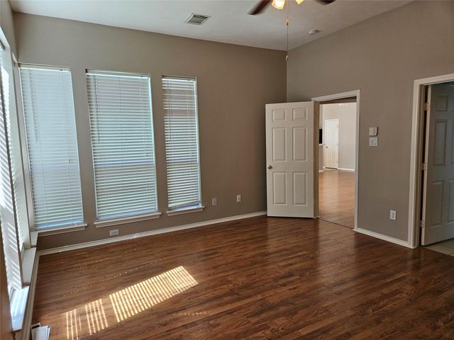 4434 Grove Park Drive, League City, TX 77573