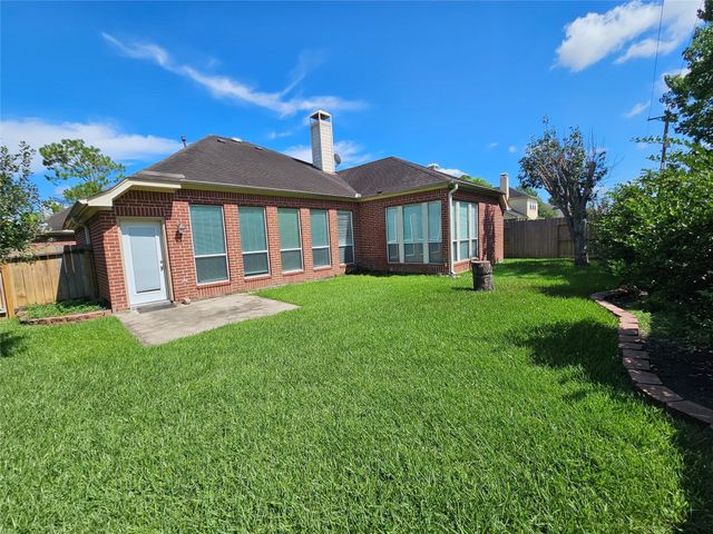 4434 Grove Park Drive, League City, TX 77573
