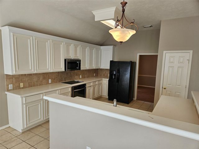 4434 Grove Park Drive, League City, TX 77573
