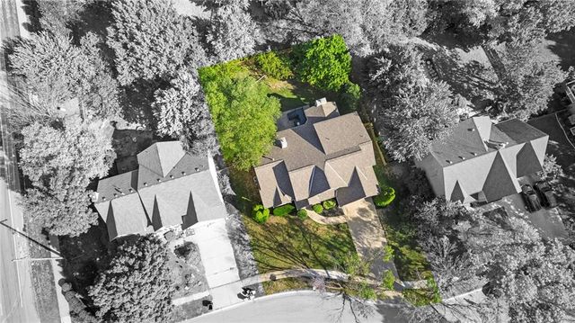 5444 W 130th Terrace, Leawood, KS 66209