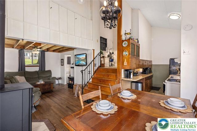 76 South Buttonwood Street, Macungie Boro, PA 18062