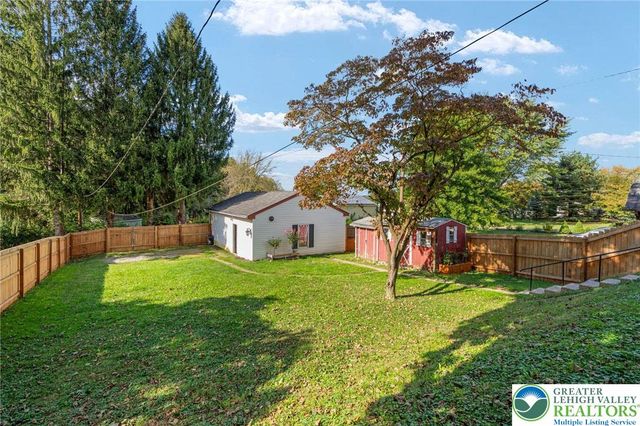 76 South Buttonwood Street, Macungie Boro, PA 18062