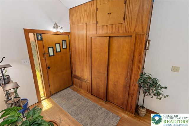 76 South Buttonwood Street, Macungie Boro, PA 18062