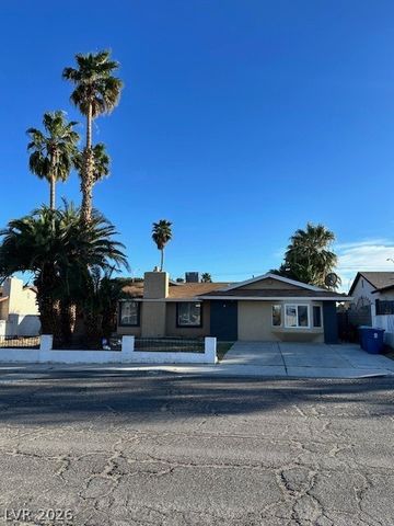 3905 Calle De Este, Las Vegas, NV 89121