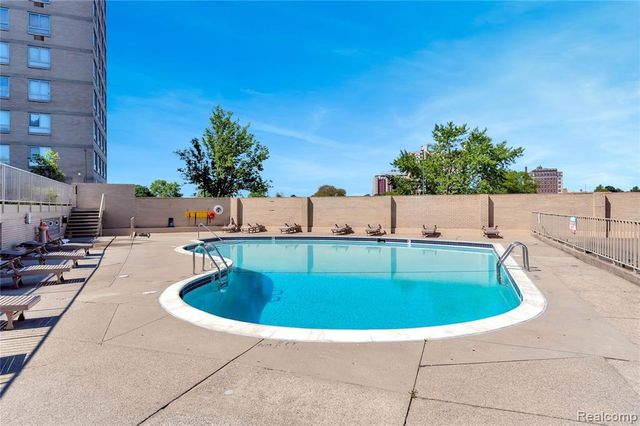 8900 E Jefferson Avenue 630-631, Detroit, MI 48214