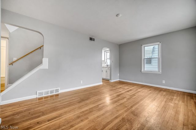 3753 W 117th Street, Cleveland, OH 44111