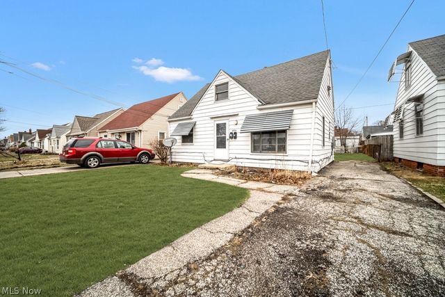 3753 W 117th Street, Cleveland, OH 44111