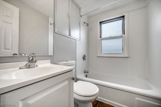 3753 W 117th Street, Cleveland, OH 44111