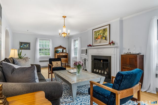 373 Auburn Road, West Hartford, CT 06119
