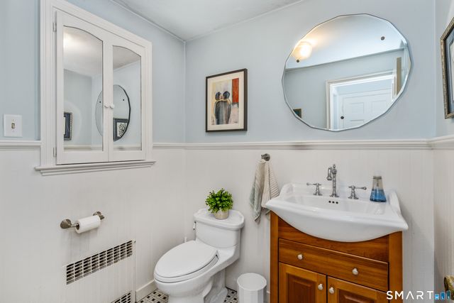 373 Auburn Road, West Hartford, CT 06119