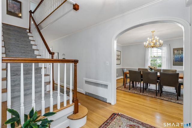 373 Auburn Road, West Hartford, CT 06119