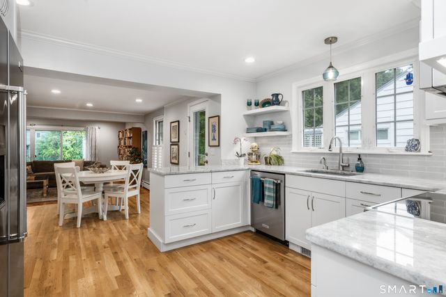 373 Auburn Road, West Hartford, CT 06119