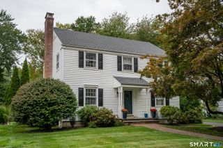 373 Auburn Road, West Hartford, CT 06119