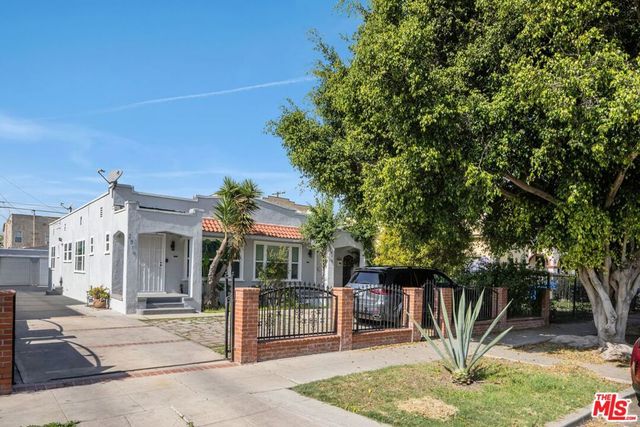 2817 S Norton Avenue, Los Angeles, CA 90018