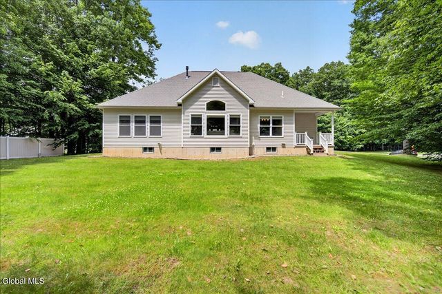 4 Dorothy Lane, Glenville, NY 12302