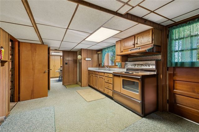 313 Storey Frye Road, East Huntingdon, PA 15679