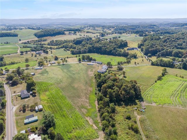 313 Storey Frye Road, East Huntingdon, PA 15679