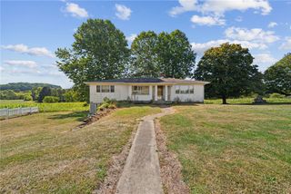 313 Storey Frye Road, East Huntingdon, PA 15679