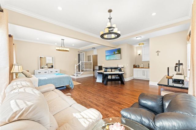 410 31st Ave. N, Myrtle Beach, SC 29577