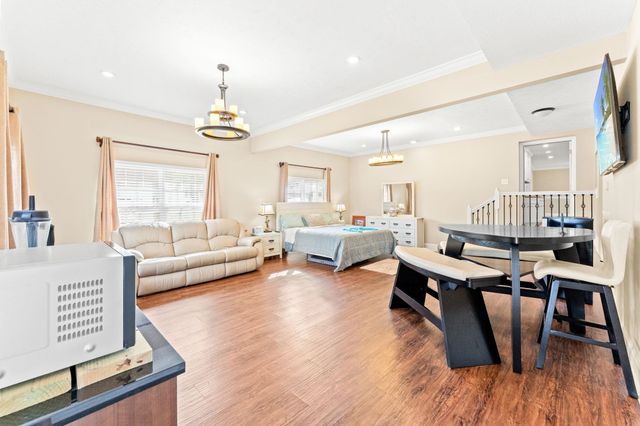 410 31st Ave. N, Myrtle Beach, SC 29577