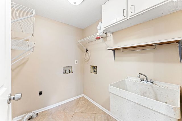 410 31st Ave. N, Myrtle Beach, SC 29577