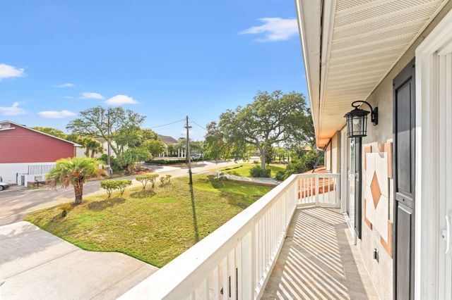 410 31st Ave. N, Myrtle Beach, SC 29577