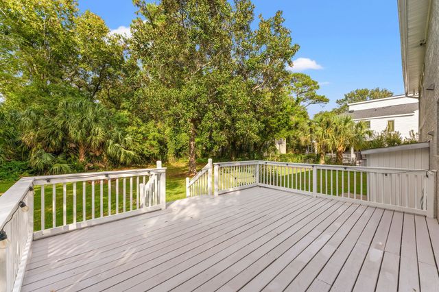 410 31st Ave. N, Myrtle Beach, SC 29577